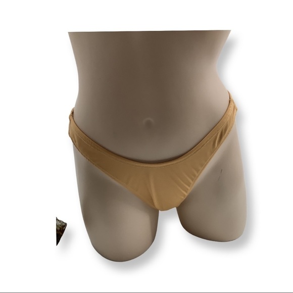 Indecent Proposal Made by Zuliana Thong NWT - Picture 1 of 2